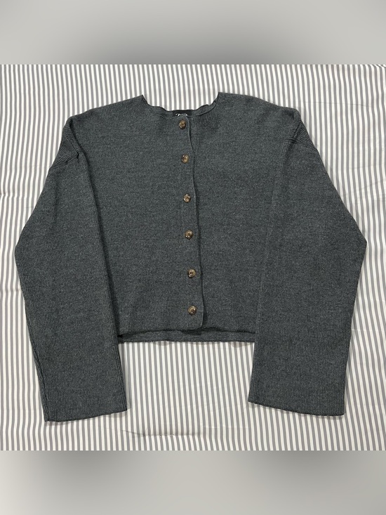 Zara Tops - Zara Cropped Button-Front Knit Cardigan in Charcoal Grey
